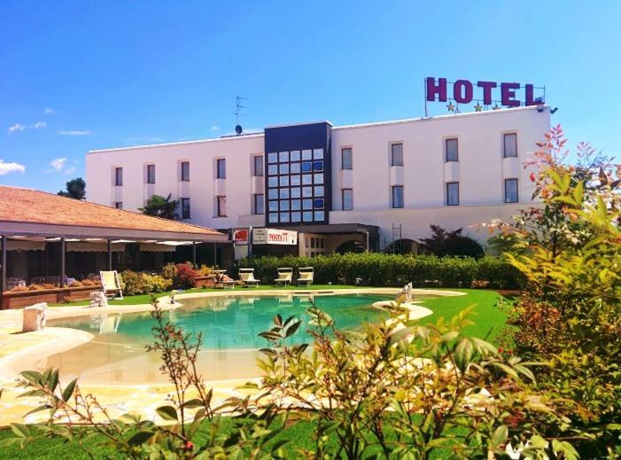 Hotel Posta 77 St. Georgen Exterior foto