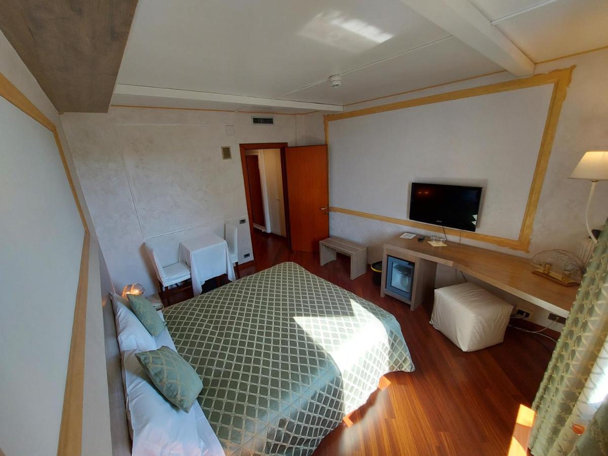 Hotel Posta 77 St. Georgen Exterior foto